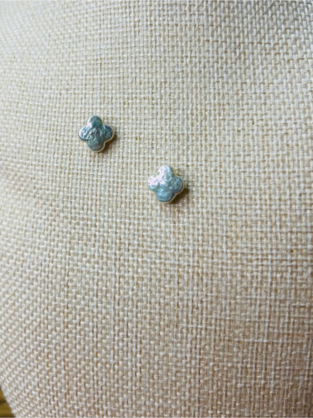 freshwater pearl clover shape luminous stud earrings